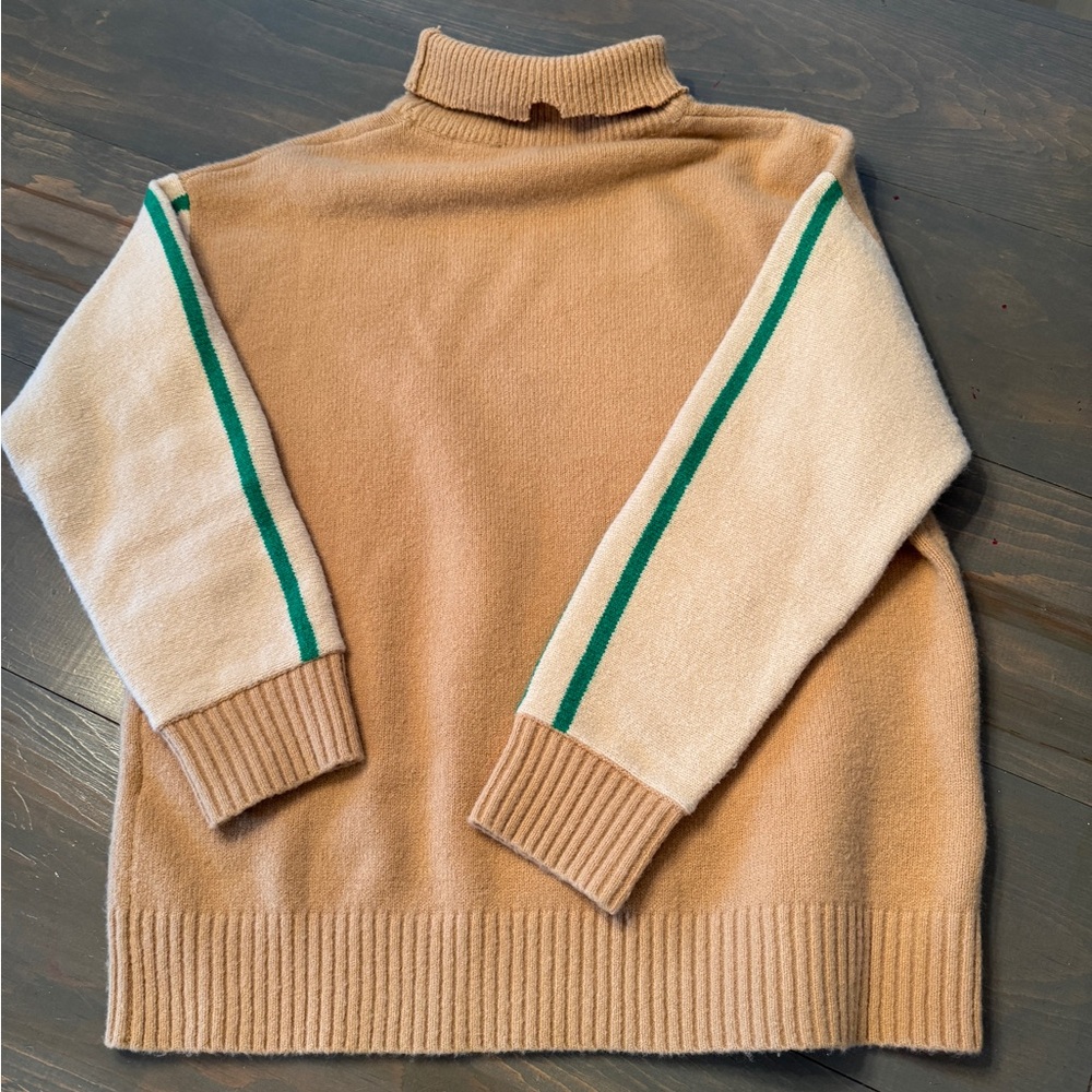 THML Sweater
